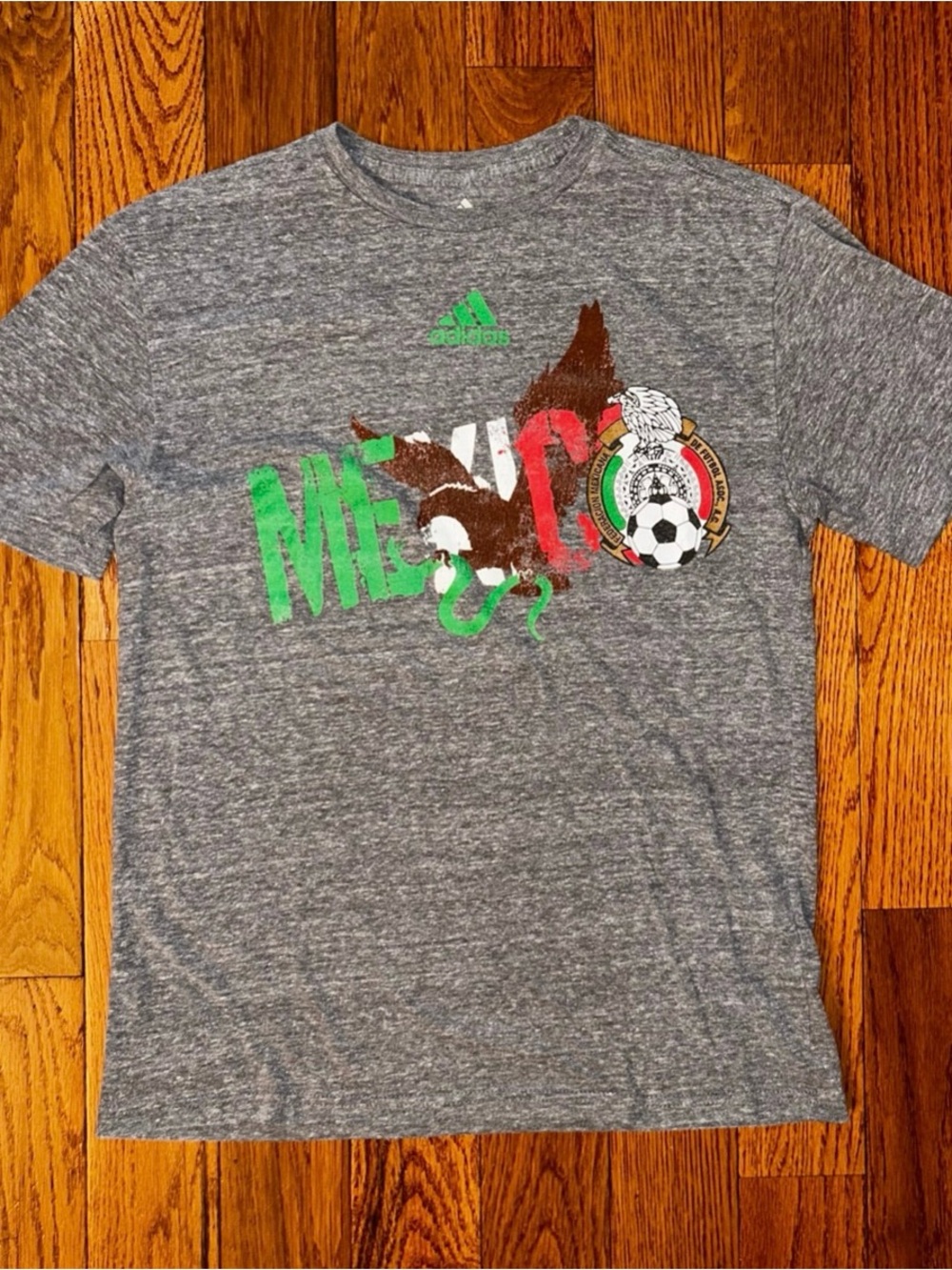 Mexico Eagle Adidas T-Shirt Size Small